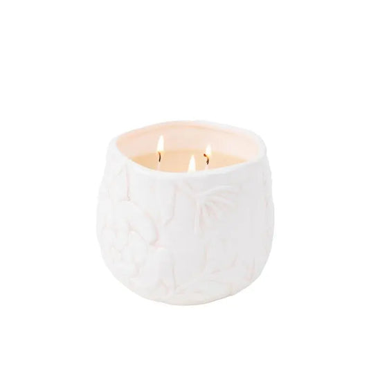 Scented Bliss: Sweet Grace Candle #057 The Perfect Fragrant Gift